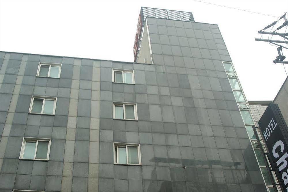 Charmant Hotel Suwon Dış mekan fotoğraf